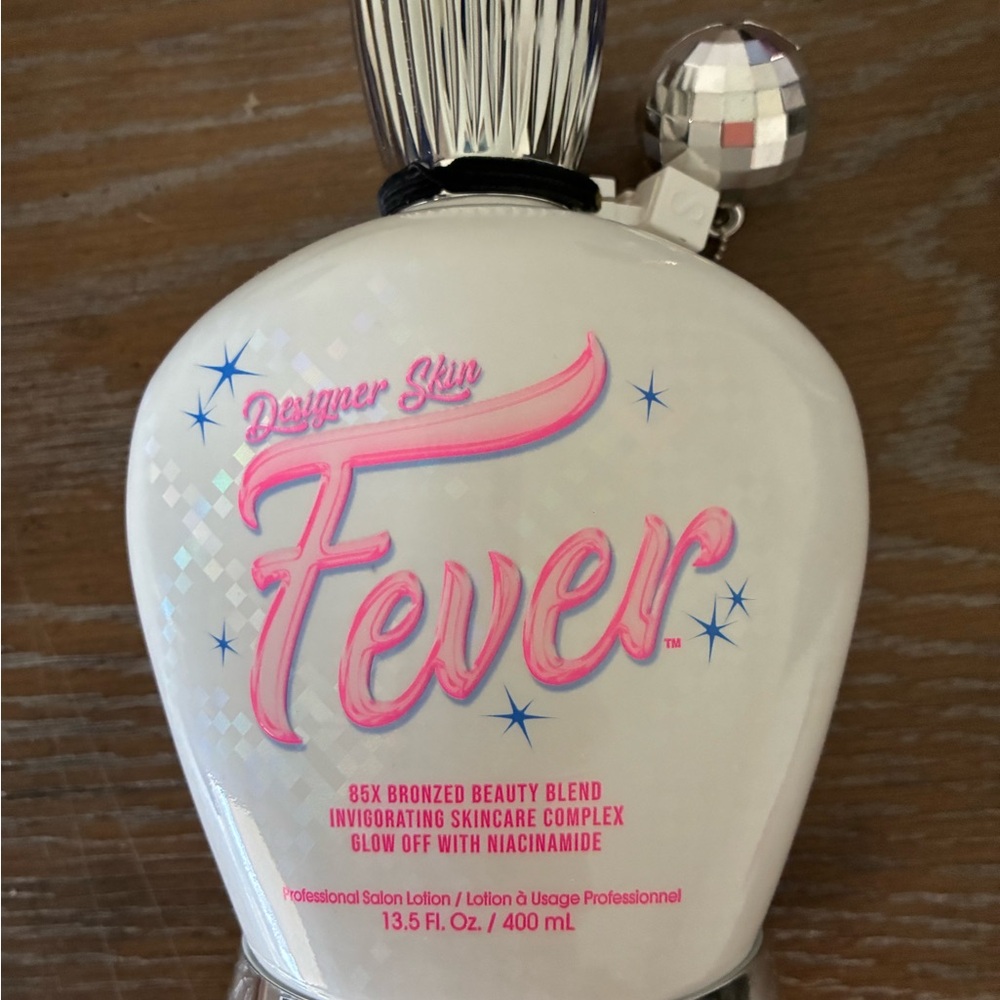 Fever Designer Skin Bronzer for tanning bed